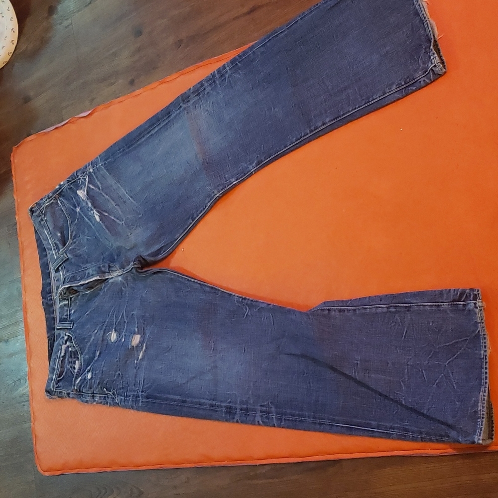 Union distressed jeans